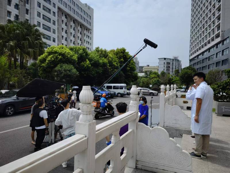 雁山区广告片拍摄公司低成本实现高规格制作的诀窍